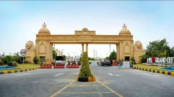 Faisalabad Plot for Sale